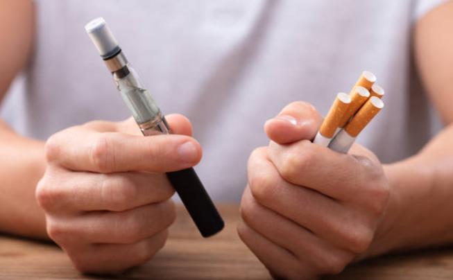 Không nên dùng thuốc lá điện tử để bỏ thuốc lá truyền thống