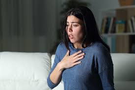 Khó thở là biểu hiện khi bệnh ở giai đoạn nặng