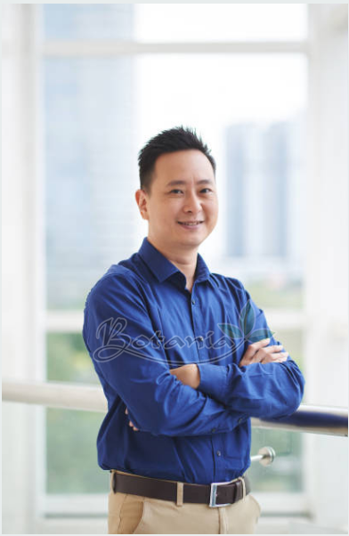 Anh Nguyễn Văn Huyến, 40 tuổi