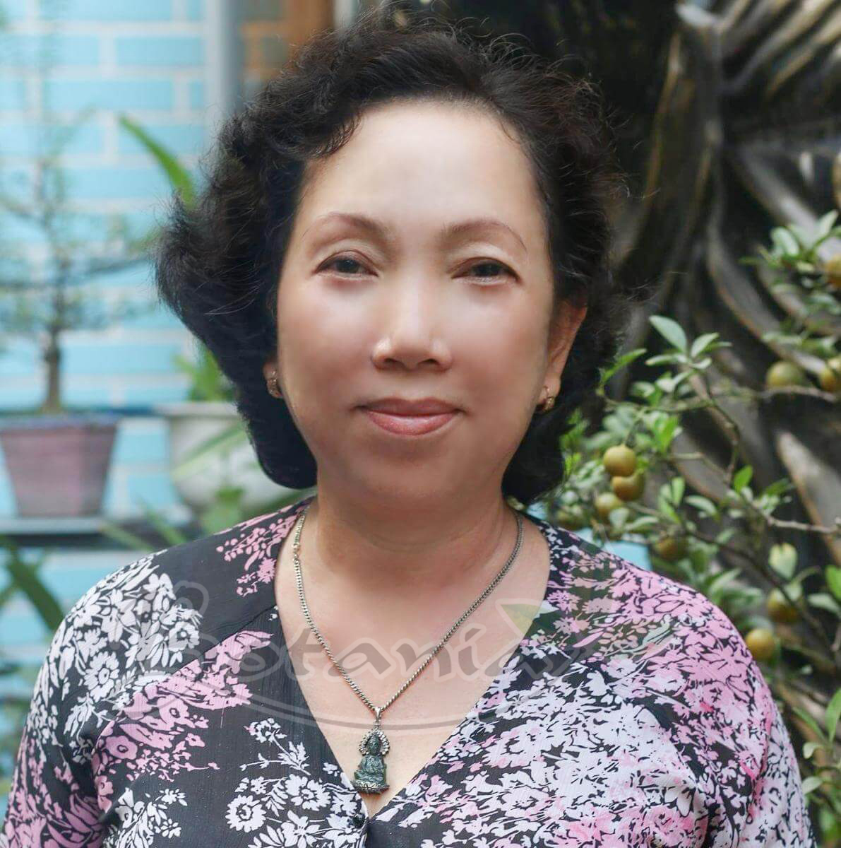 Hồ Chí Minh: Bonihair - Phá vỡ quy luật thời gian, tìm lại mái tóc đen ở tuổi 57!